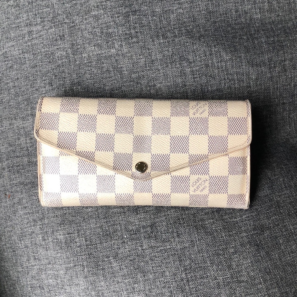 Authentic Louis Vuitton ‘Sarah Wallet’